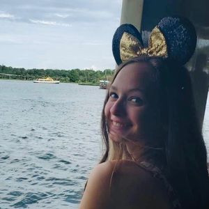 Meet your Posher, Allison